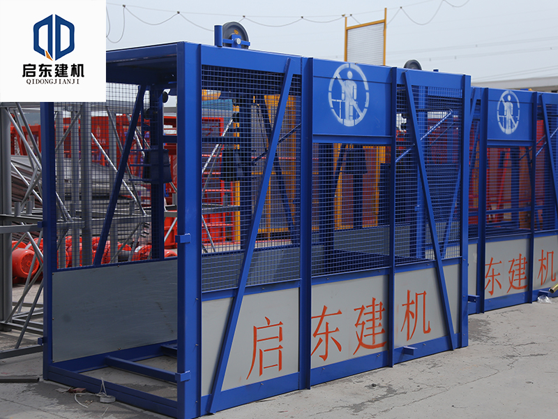 SS100施工升降機